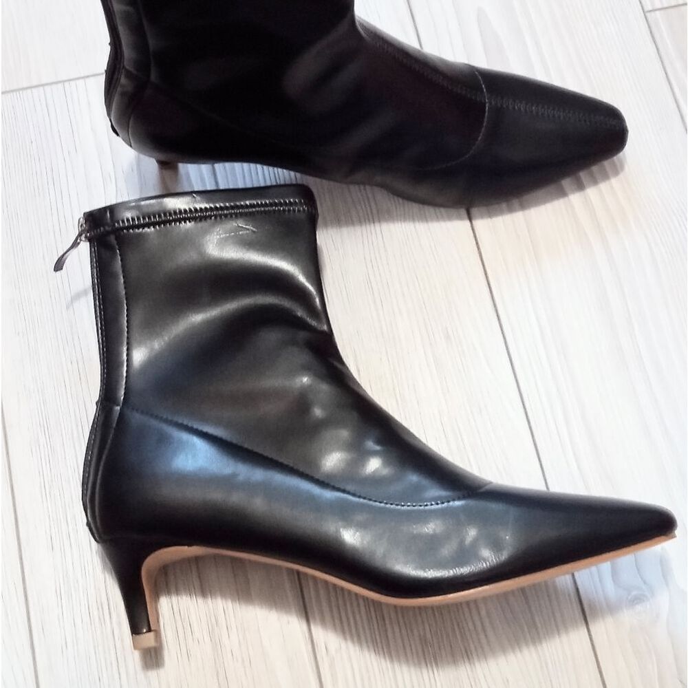 (83-4450) Women's Ankle Boots Sz 38 (7.5) - Picture 3 of 9
